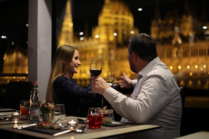 4 Course Dinner Cruise with Operetta, Folk Show and Welcome Drink - Seating, Timing, and How to Get the Photos You Want