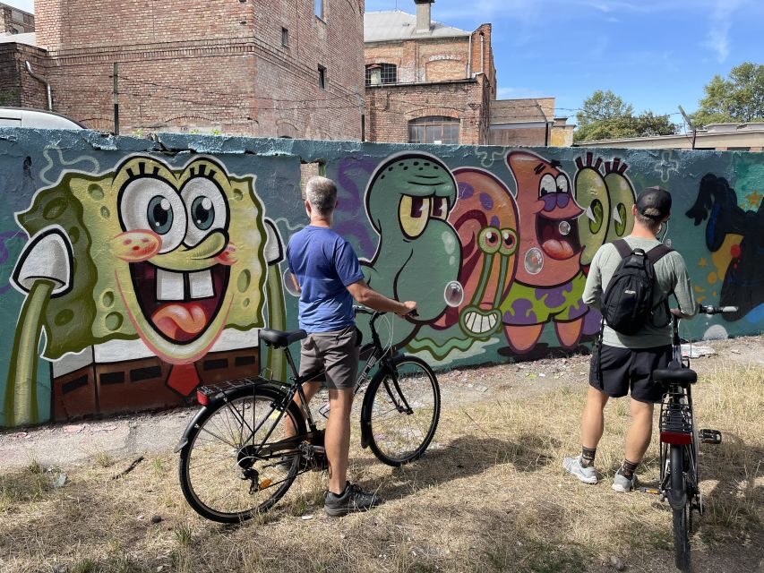 Alternative Bike tour: Graffiti Wall and Peace - Where you start: the bike shop and meeting ET