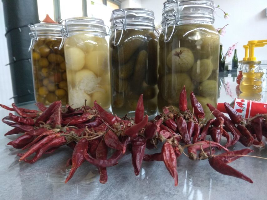 Budapest: Central Market Hall Guided Food Tour with Tastings - Key moments that make this tour worth your time