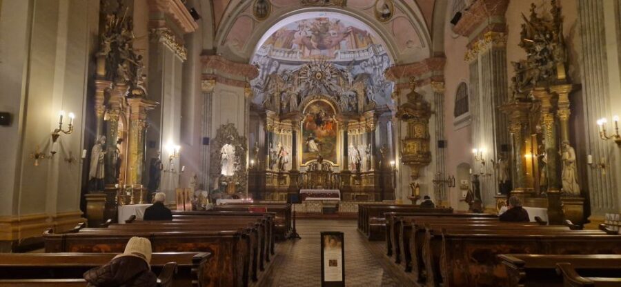 Budapest: Classical Music Concert in St. Michael's Church - The Organ Concert Segment: When the Church Shows Off