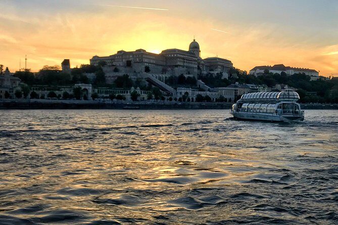 Budapest Danube River Sightseeing Night Cruise with Drink - Margaret Island: the “one more view” stop that adds breathing room
