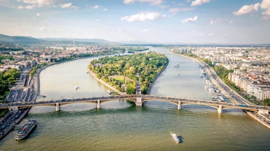 Budapest: Day or Night River Cruise on Panoramic Boat - Who This Cruise Suits Best (and Who Might Want More)