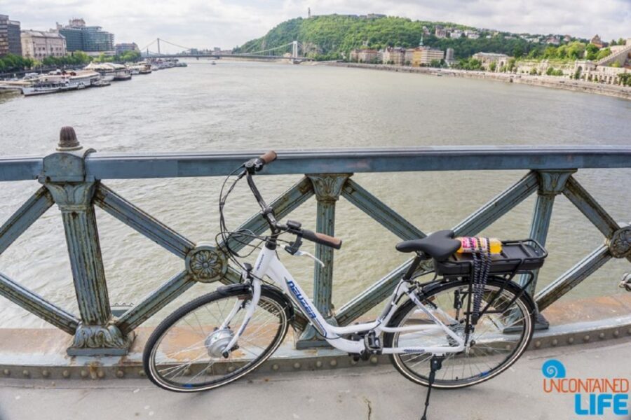 Budapest: E-Bike Guided Tour and Castle Hill - Where you start: Stasher luggage storage and the meeting point