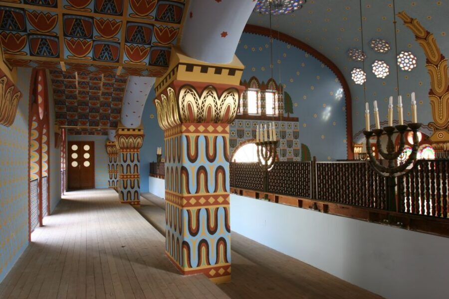 Budapest Grand Half-Day Jewish Heritage Tour - Jewish Museum Budapest and the cemetery stop that gives you context