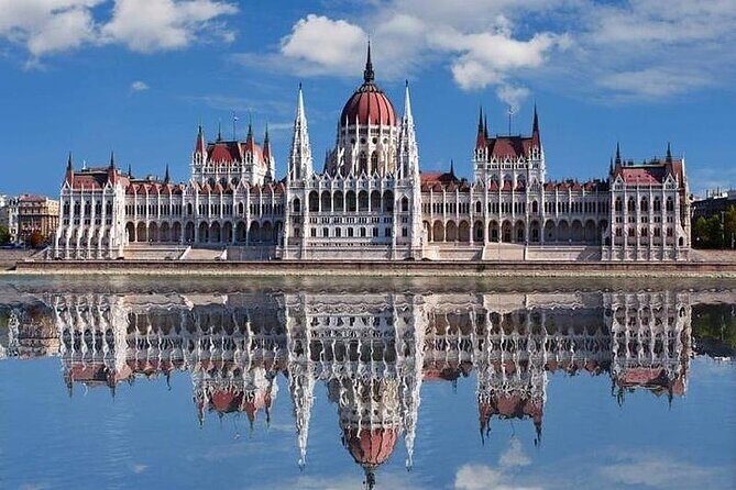 Budapest Parliament Audio Guide Tour with Danube Cruise - Parliament Museum outside: why it’s worth the extra minutes