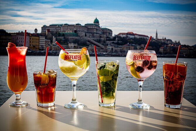 Budapest Unlimited Prosecco and Wine Cruise Day or Sunset Option - Photo Spots From the Lower Deck and Upper Open Area