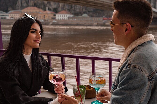 Cocktail Cruise and City Views on the Danube in Budapest - The Vibe: Fun, Social, and Usually Not a Total Party Boat