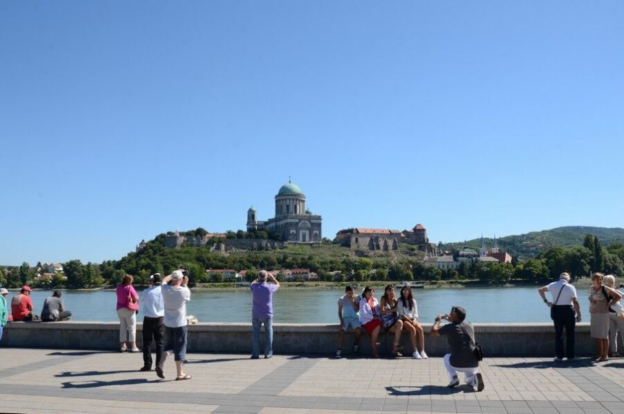 Hungary: Full-Day Private Danube Bend Tour - A private Danube Bend day that moves with purpose