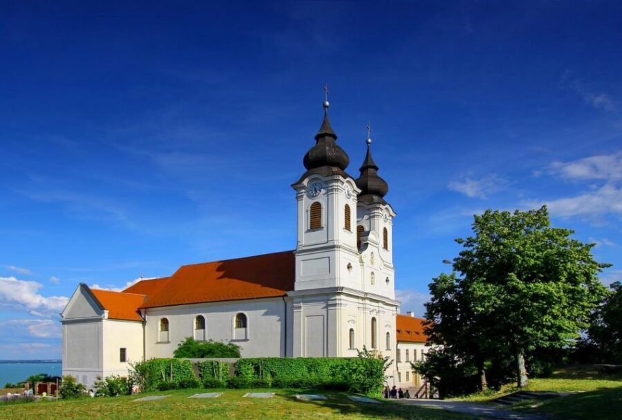 Lake Balaton and Herend Guided Tour - Who this tour fits best