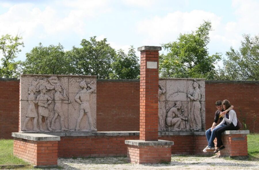 Memento Park: Official Guided Tour with Entry Ticket - Daily life behind the Iron Curtain: what the tour helps you notice