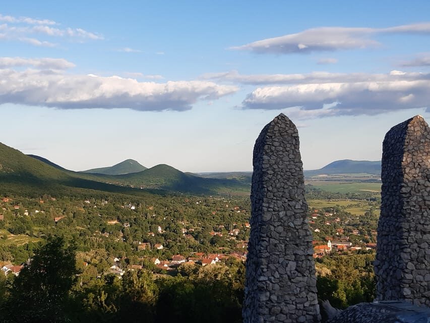 Walk to recent and aged spiritual sanctuaries near Budapest - What to bring, plus the walking reality check